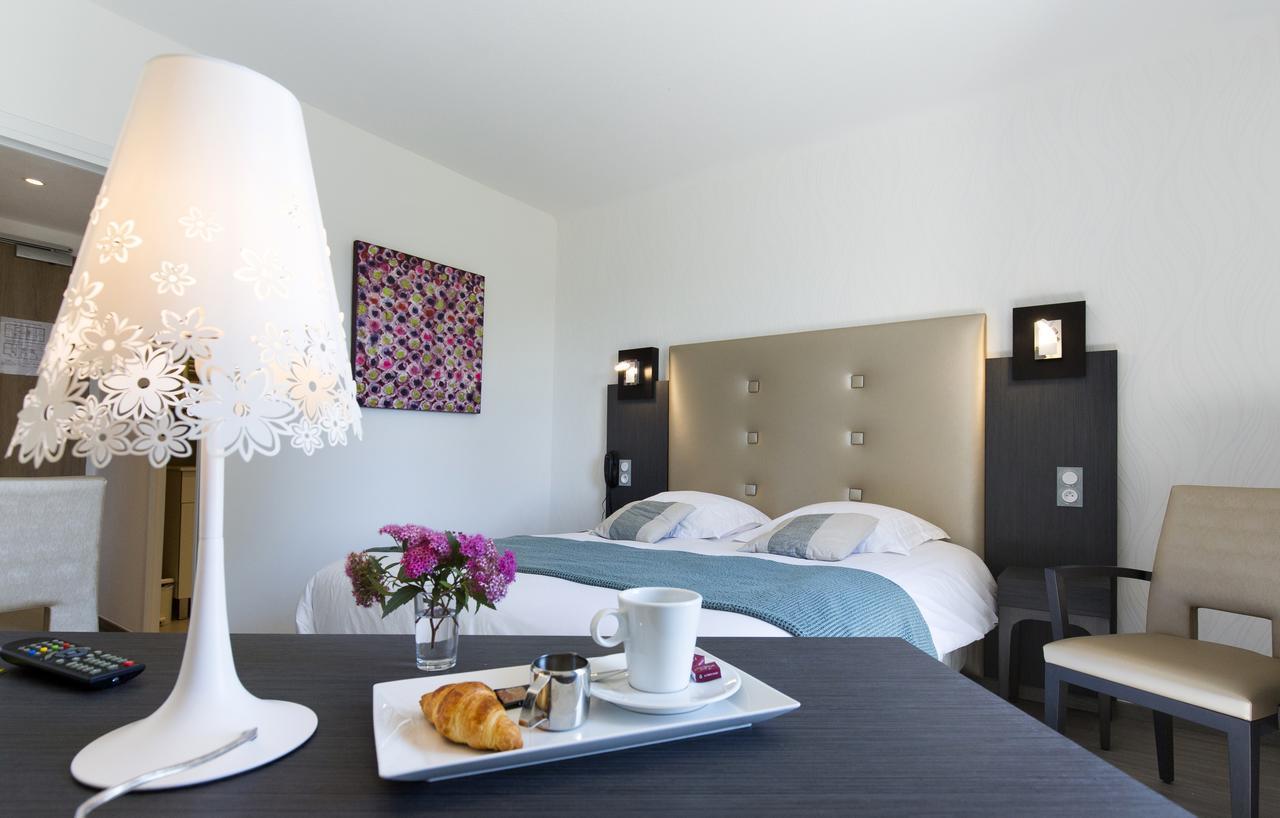 Logis Hotel Restaurant Spa Beau Site Luxeuil-les-Bains Zewnętrze zdjęcie