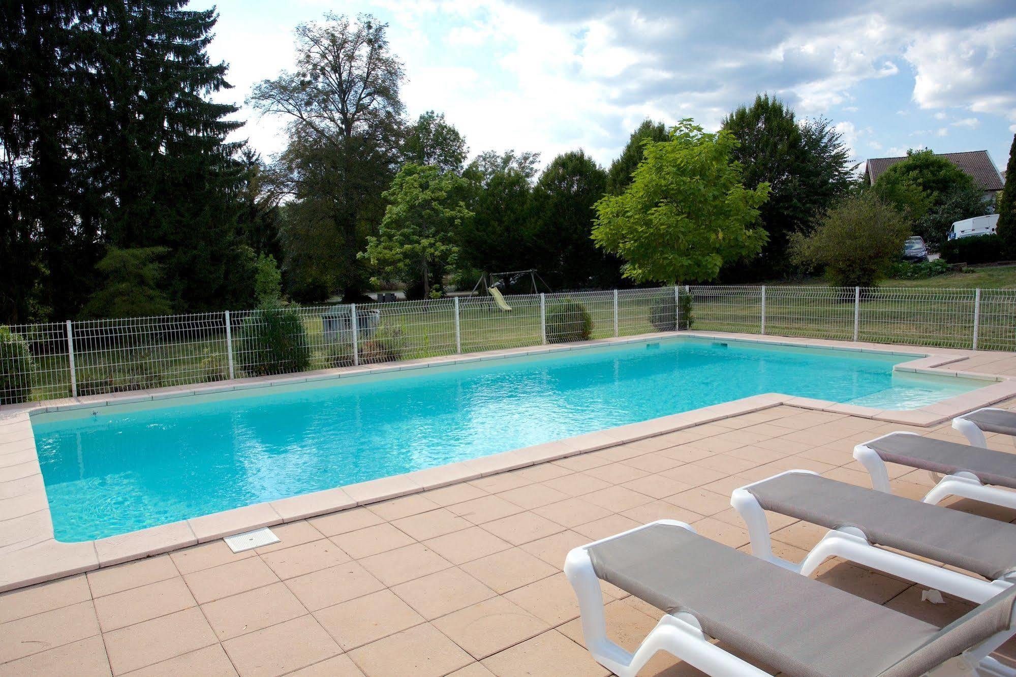 Logis Hotel Restaurant Spa Beau Site Luxeuil-les-Bains Zewnętrze zdjęcie